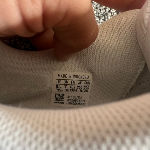 Adidas Sneakers - Picture 8 of 8